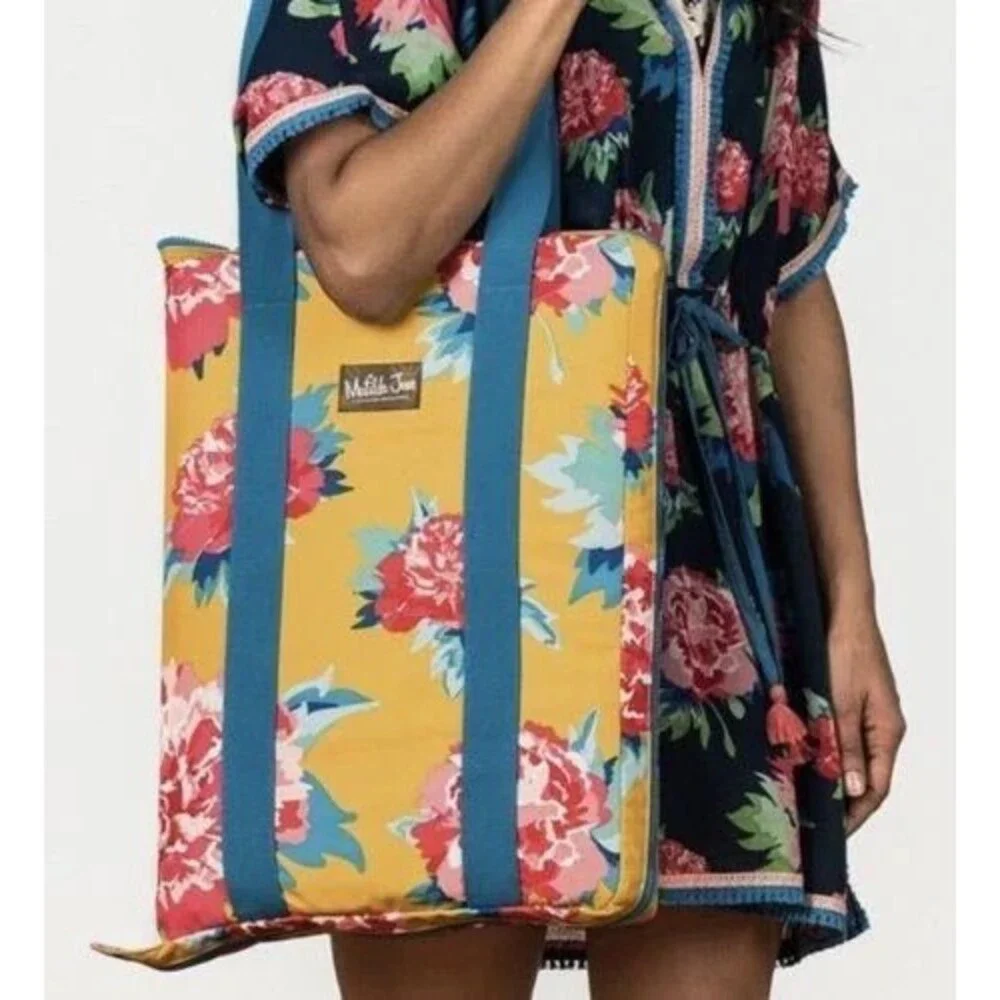 Matilda Jane Floral Camp Beach Bum Fold Up Blanket Mat Carry Tote 54x87 Picnic